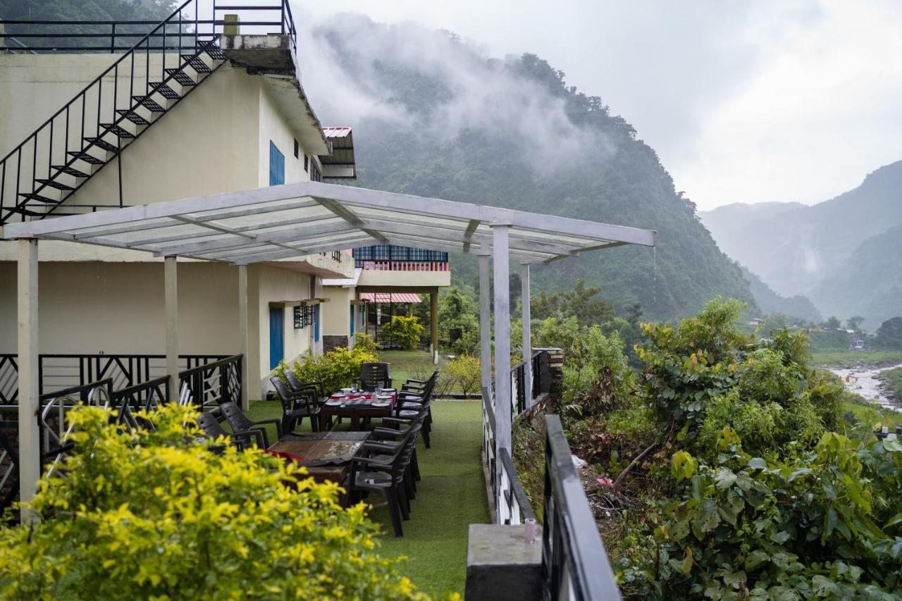 Baandal River Resort A Unit Of Maa Surkunda Devi Audhogik Kshetra Dehradun Exterior photo